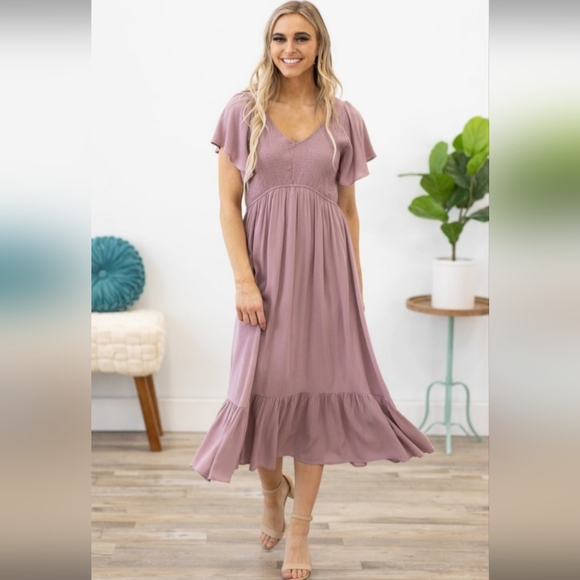 JODIFL Dresses & Skirts - Mauve Flutter Sleeve Drop Waist Dress - M